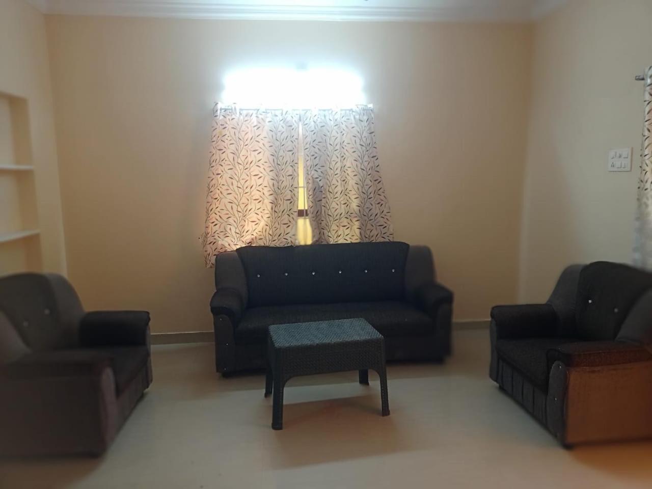 Arumugam Residency Ac Tiruchchendur Luaran gambar
